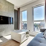 Staywin Prime Chmielna 아파트 *